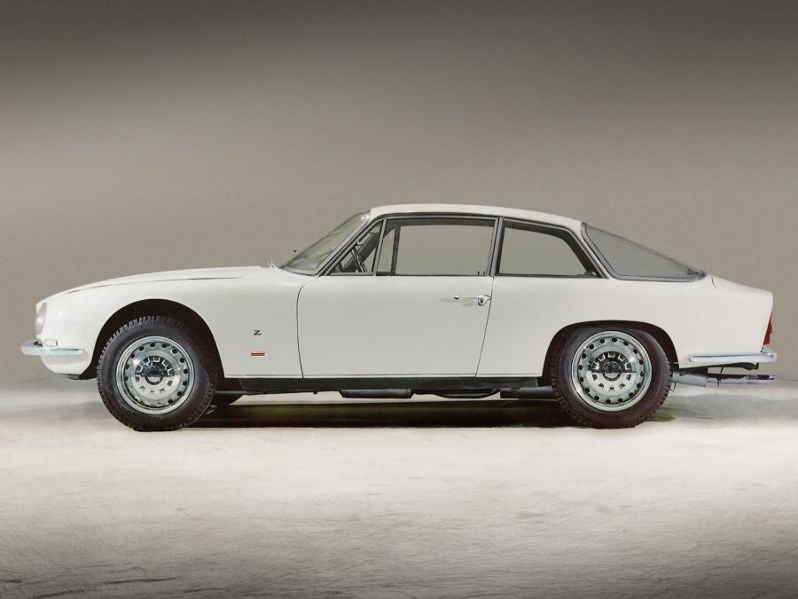  Alfa Romeo 2600 SZ (106) 1965 года  (фото 12 из 13)